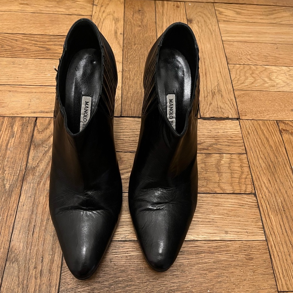 Manolo Blahnik Black Leather Women's Booties
